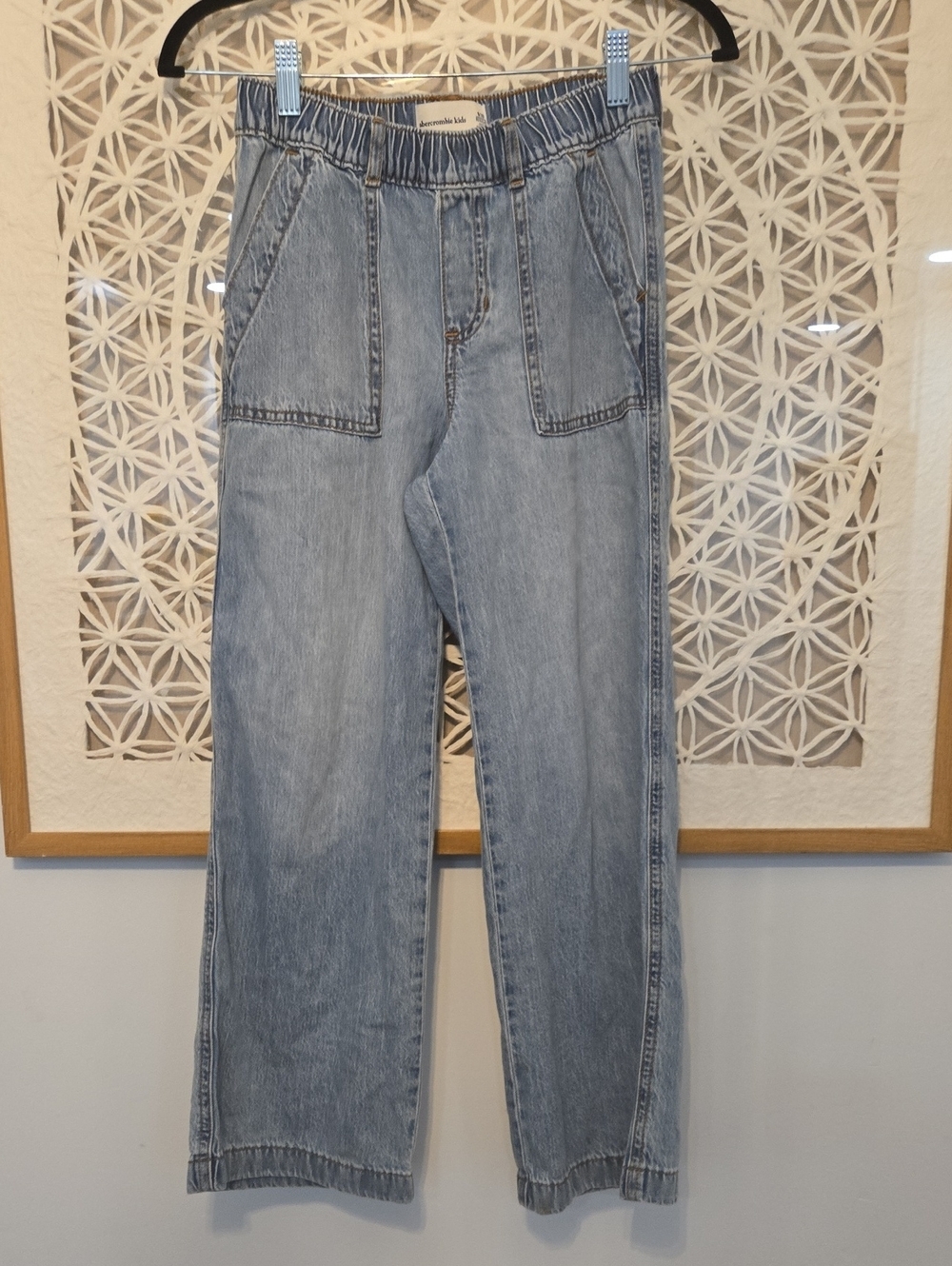 Abercrombie Kids Girls Light Wash Wide Leg Jeans Size 9/10 Trendy Denim